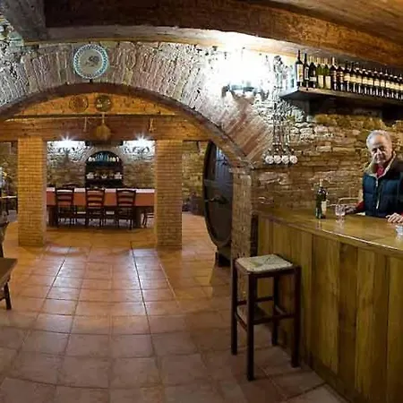 Sleeps 2 Pool Wifi T762272 Montecarotto
